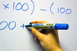 Artline Whiteboard Marker 517 črn